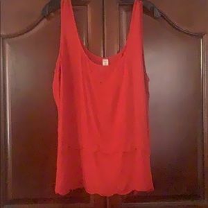 Cute Old Navy tank top🌺